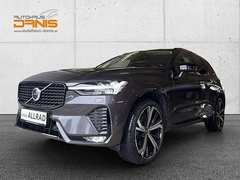 Gebraucht Volvo XC60 Plus 197 PS (144 kW) 2023 Schwarz SUV