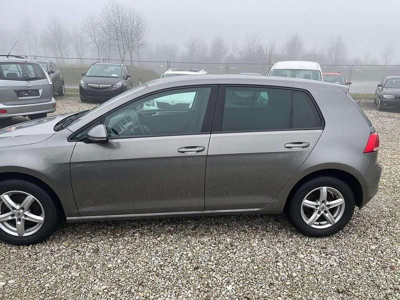 Gebraucht VW Golf VII 105 PS (77 kW) 2014 Grau Limousine