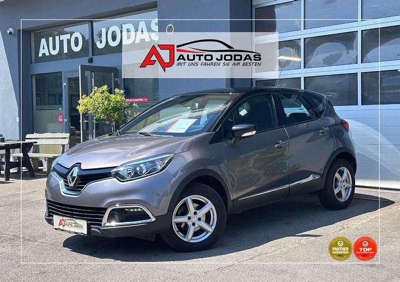 Grau Gebraucht 2017 Renault Captur Dynamique SUV | € 10.000 (Fairer Preis) - Bild 1/4