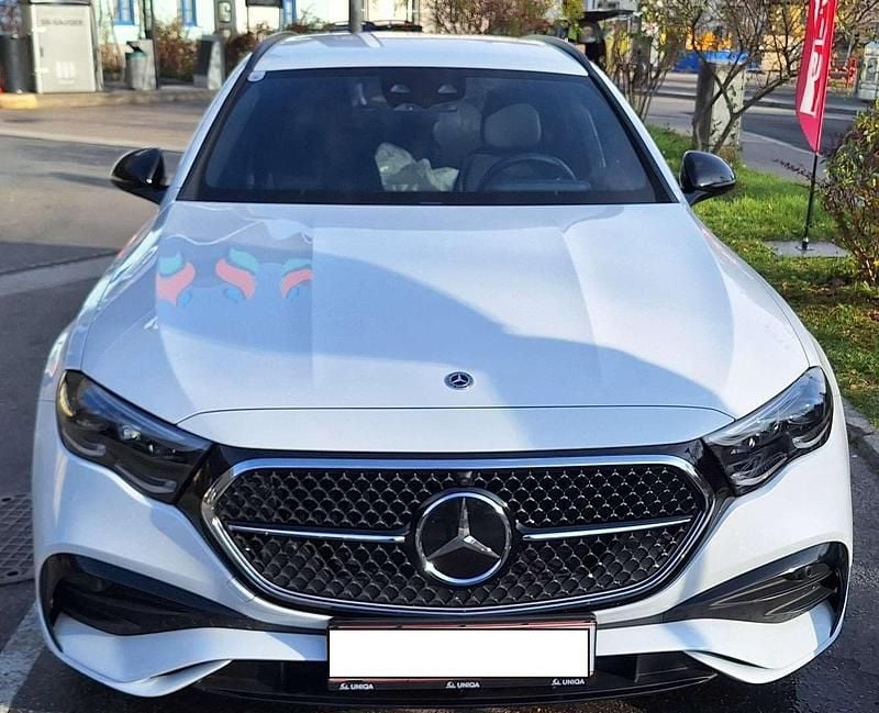 Weiß Gebraucht 2024 Mercedes E300 AMG Kombi | € 52.000 (Fairer Preis) - Bild 1/4