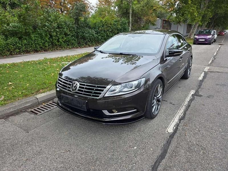 Gebraucht VW Passat 140 PS (102 kW) 2014 Braun Limousine