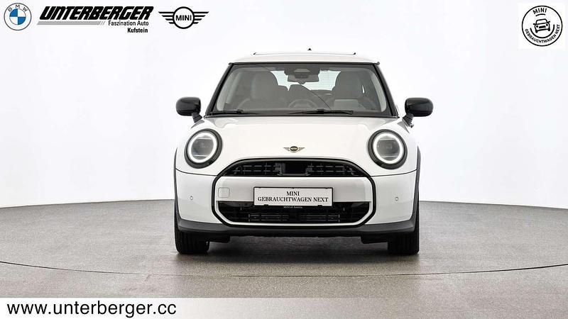 Gebraucht Mini Cooper 156 PS (114 kW) 2024 Weiß Kleinwagen