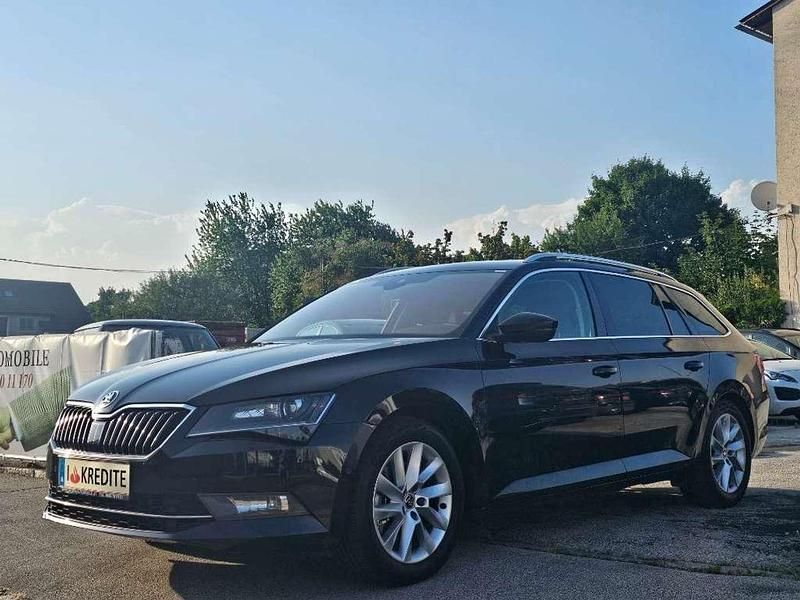 Gebraucht Skoda Superb Style 150 PS (110 kW) 2017 Schwarz Kombi