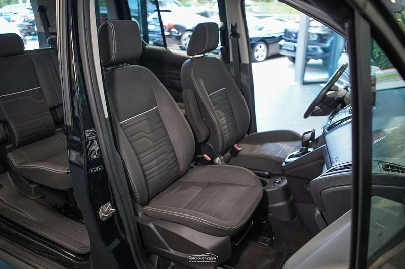 Gebraucht Ford Tourneo Connect Titanium 150 PS (110 kW) 2014 Schwarz Van / Kleinbus