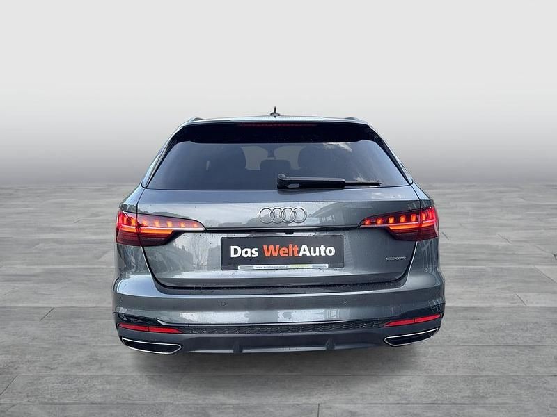 Gebraucht Audi A4 S-Line 204 PS (150 kW) 2021 Mittelgrau  metallicperleffekt Kombi