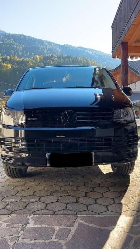 Schwarz Gebraucht 2015 VW Transporter Van | € 23.000 - Bild 1/4