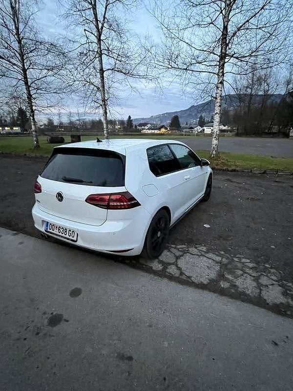 Gebraucht VW Golf VII GTD 184 PS (135 kW) 2013 Limousine