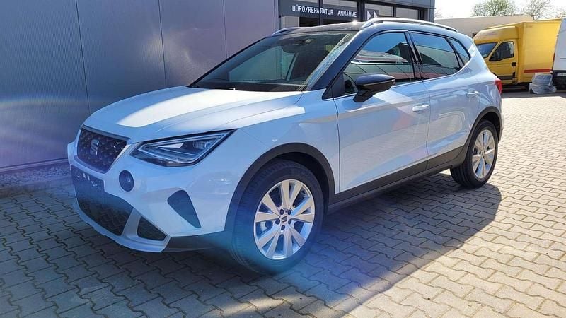 Weiß Gebraucht 2022 Seat Arona Xperience SUV | € 29.025 - Bild 1/4