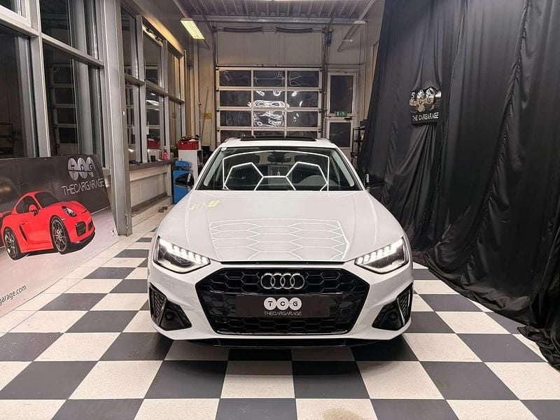 Gebraucht Audi A4 S-Line 163 PS (119 kW) 2022 Weiß Kombi