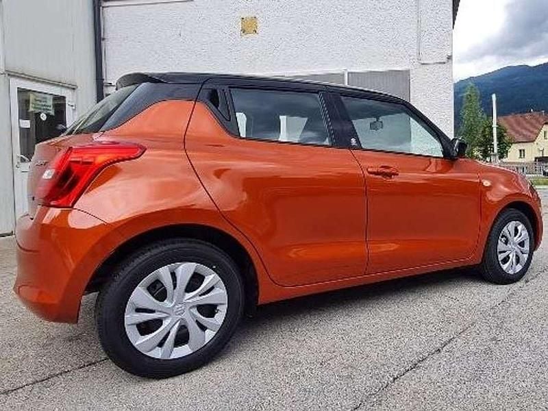 Gebraucht Suzuki Swift 83 PS (61 kW) 2024 Orange Limousine