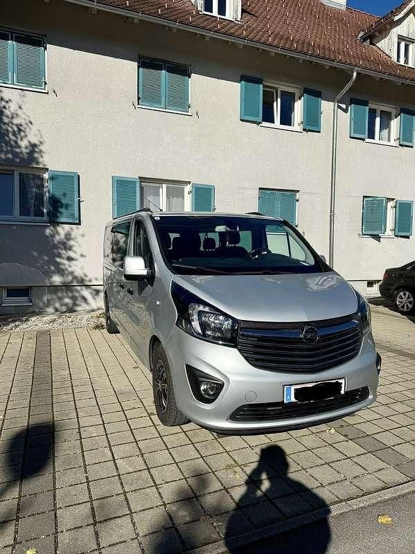 Gebraucht 2016 Opel Vivaro S Van / Kleinbus | € 15.900 - Bild 1/4