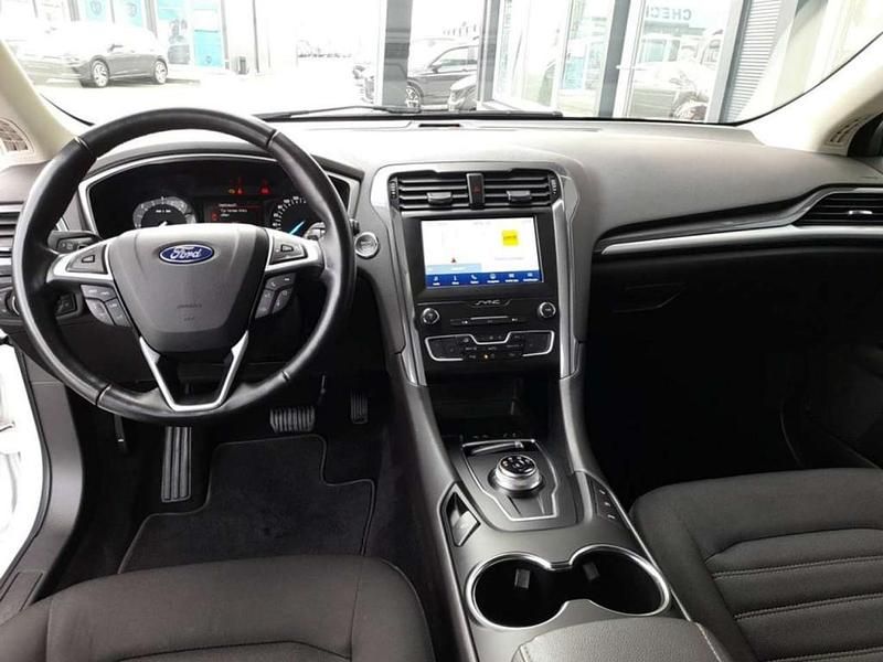 Gebraucht Ford Mondeo 150 PS (110 kW) 2021 Weiß Kombi