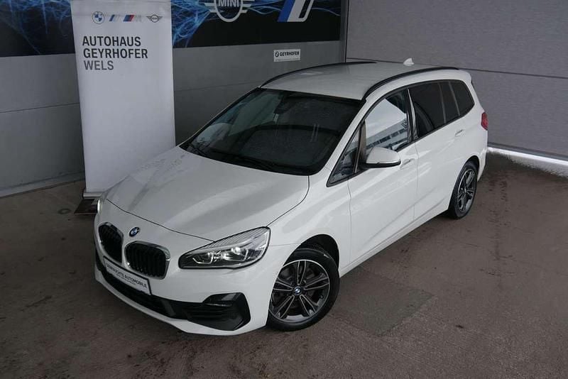 Gebraucht BMW 218 Gran Tourer Sport Line 150 PS (110 kW) 2020 Weiß Van / Kleinbus