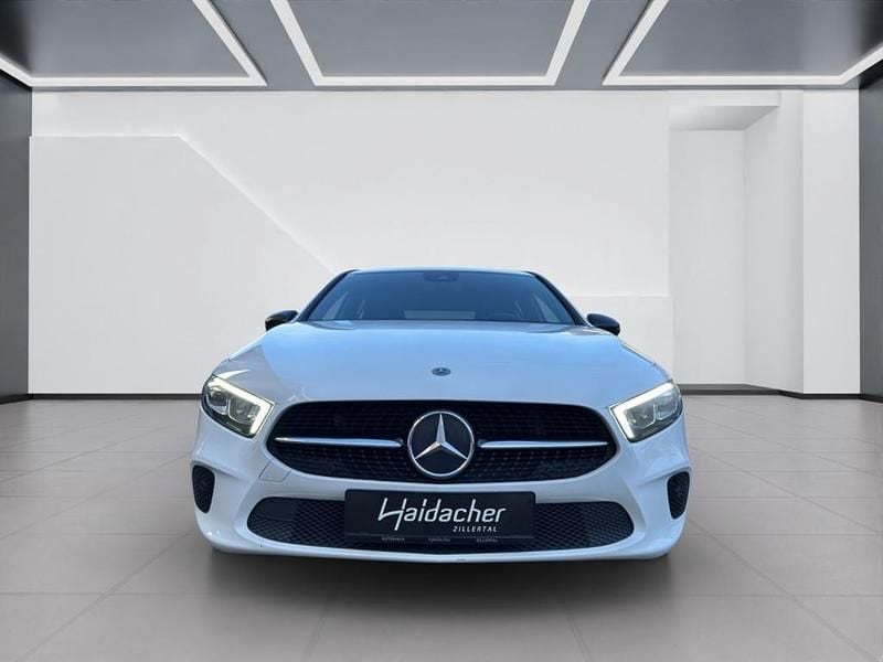 Gebraucht Mercedes A180 Progressive 116 PS (85 kW) 2018 Weiß Limousine