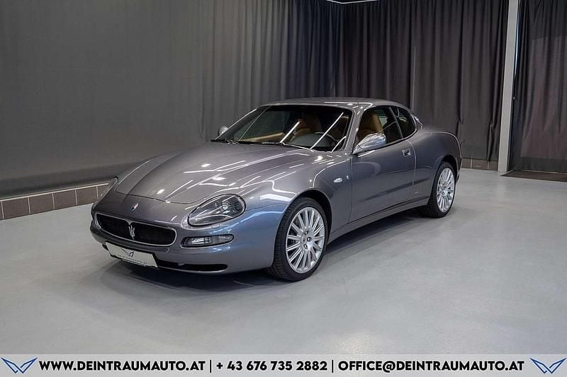 Grau Gebraucht 2003 Maserati Coupé GT Coupé | € 29.900 - Bild 1/4