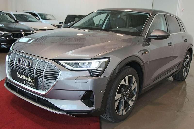 Gebraucht Audi e-tron Advanced 230 kW (313 PS) 2022 Grau SUV