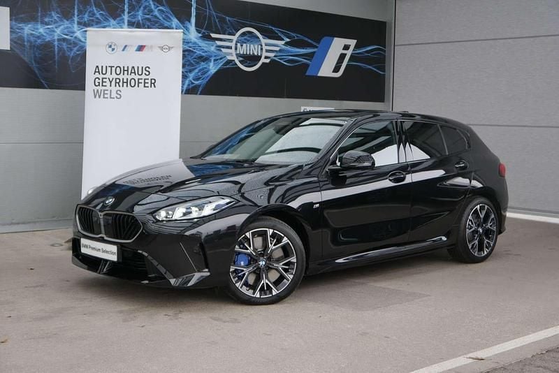 Schwarz Gebraucht 2024 BMW 120 M Sport Kleinwagen | € 44.980 - Bild 1/4