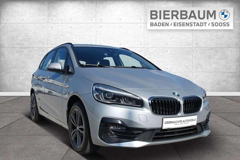 Silber Gebraucht 2020 BMW 216 Efficient Dynamics Kombi | € 19.940 (Fairer Preis) - Bild 1/4