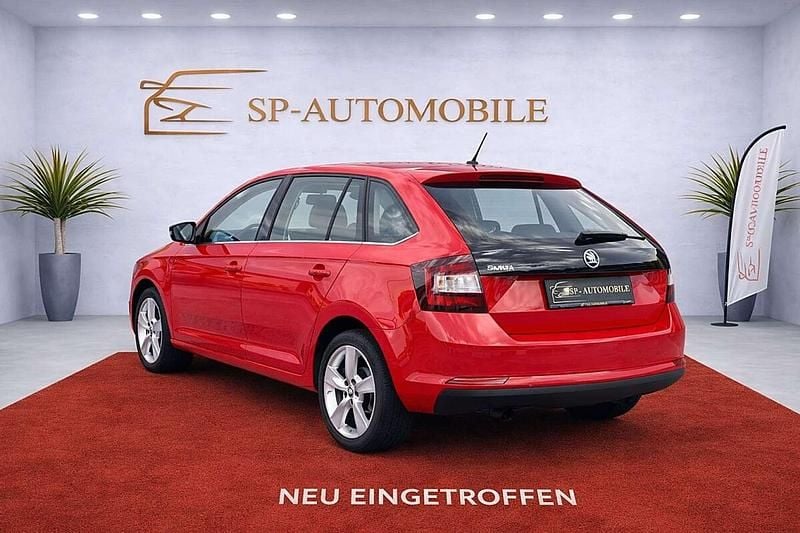 Gebraucht Skoda Rapid 95 PS (69 kW) 2019 Rot Kleinwagen