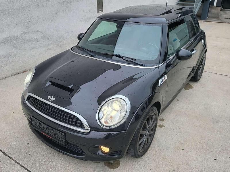 Schwarz Gebraucht 2009 Mini Cooper S Kleinwagen | € 4.490 - Bild 1/4