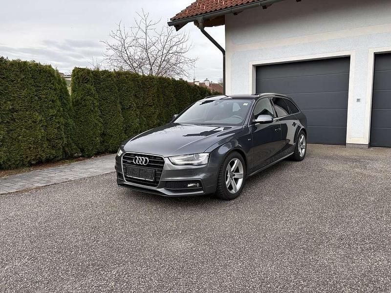Gebraucht Audi A4 S-Line 190 PS (139 kW) 2014 Grau Kombi