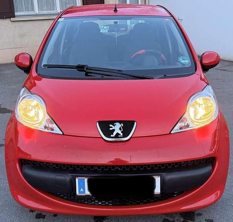 Gebraucht Peugeot 107 68 PS (50 kW) 2007 Kleinwagen