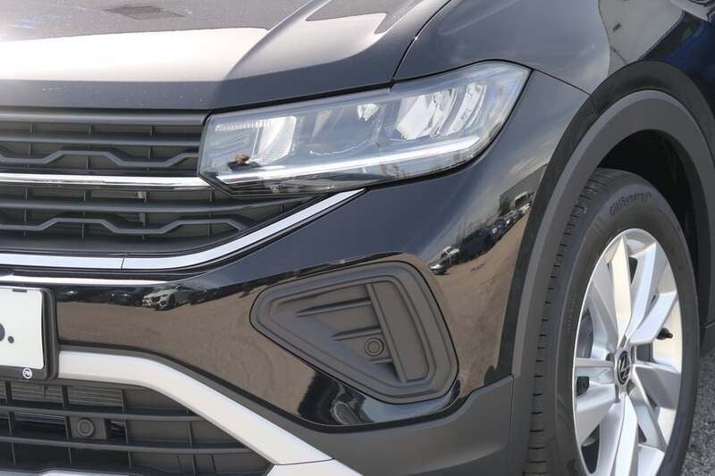 Gebraucht VW T-Cross 95 PS (69 kW) 2025 Schwarz  metallicperleffektno SUV