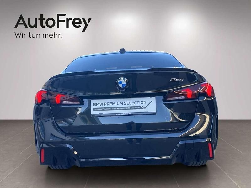 Gebraucht BMW 220 Efficient Dynamics 170 PS (125 kW) 2025 Saphirschwarz Coupé
