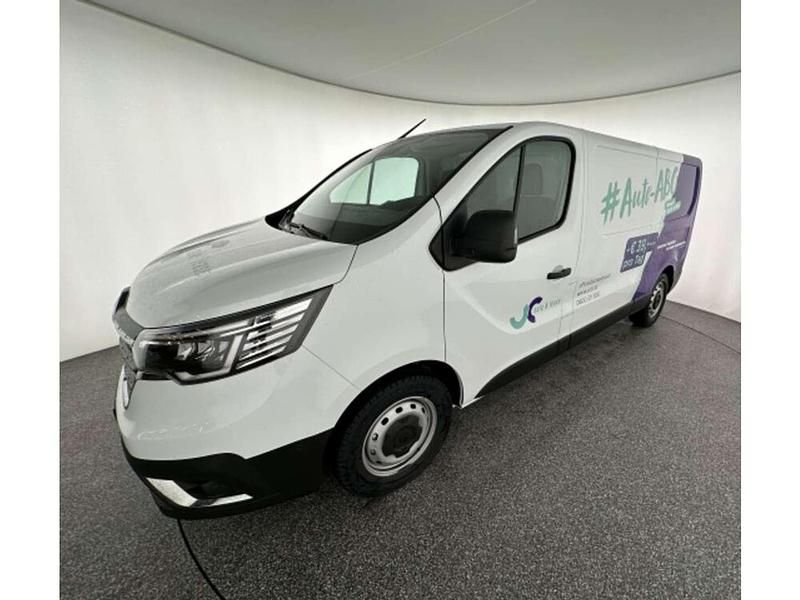 Gebraucht Renault Trafic Komfort 131 PS (96 kW) 2023 Weiß Van / Kleinbus