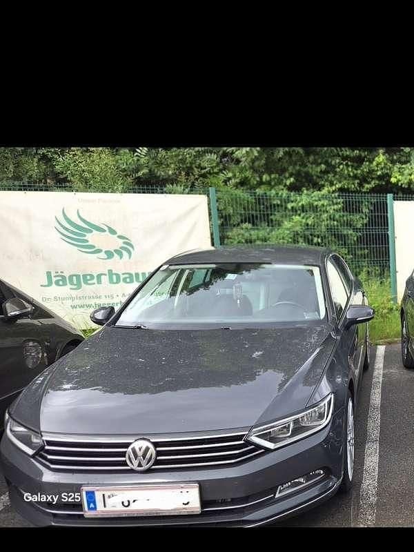 Gebraucht VW Passat 150 PS (110 kW) 2015 Limousine