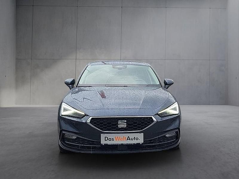 Neu Seat Leon Style 116 PS (85 kW) 2025 Grau Limousine