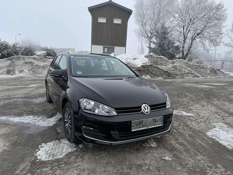 Gebraucht VW Golf VII Allstar 150 PS (110 kW) 2016 Kombi