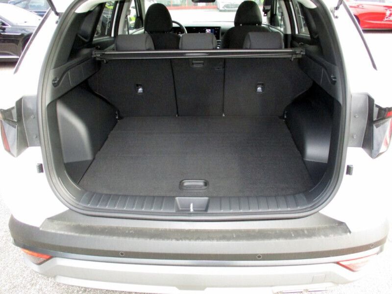 Gebraucht Hyundai Tucson GO! 159 PS (116 kW) 2023 Atlas white SUV