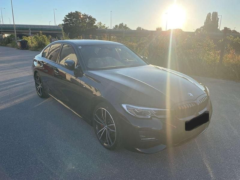 Gebraucht 2020 BMW 330 Shadowline Limousine | € 36.500 (Fairer Preis) - Bild 1/4