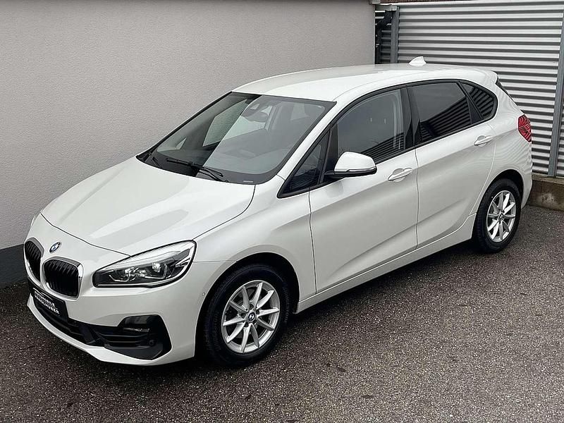 Gebraucht BMW 218 Performance 150 PS (110 kW) 2019 Weiß Kombi