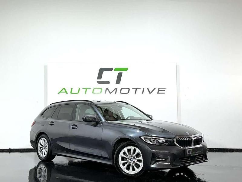 Gebraucht BMW 320 190 PS (139 kW) 2022 Grau Kombi