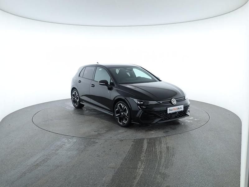 Neu VW Golf VIII Sport 115 PS (84 kW) 2026 Schwarz  metallic