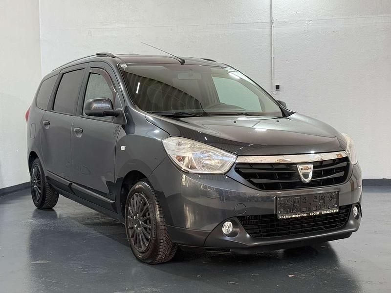 Gebraucht Dacia Lodgy Celebration 83 PS (61 kW) 2014 Grau Van / Kleinbus