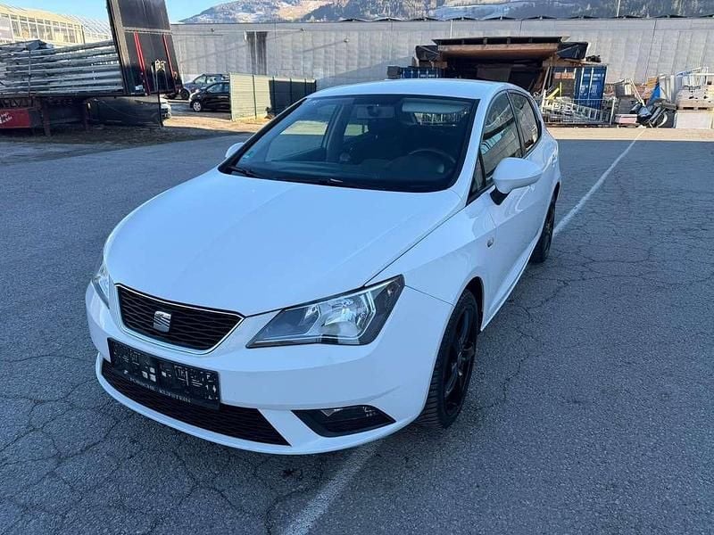 Weiß Gebraucht 2013 Seat Ibiza Stylance Kleinwagen | € 3.999 (Fairer Preis) - Bild 1/4