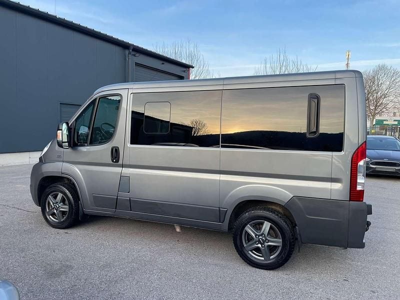Gebraucht Fiat Ducato 131 PS (96 kW) 2014 Grau Van