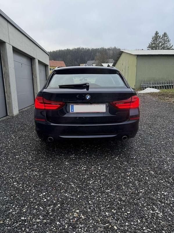 Gebraucht BMW 520 190 PS (139 kW) 2020 Kombi