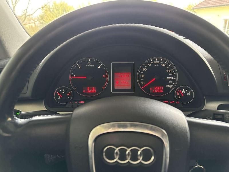 Gebraucht 2005 Audi A4 Kombi | € 5.999 - Bild 1/4