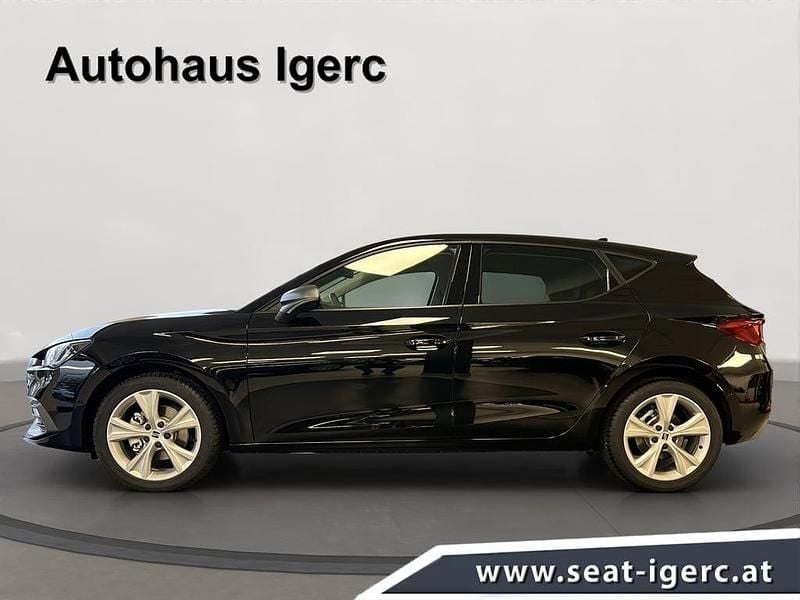 Neu Seat Leon FR 115 PS (84 kW) 2026 Schwarz  metallic