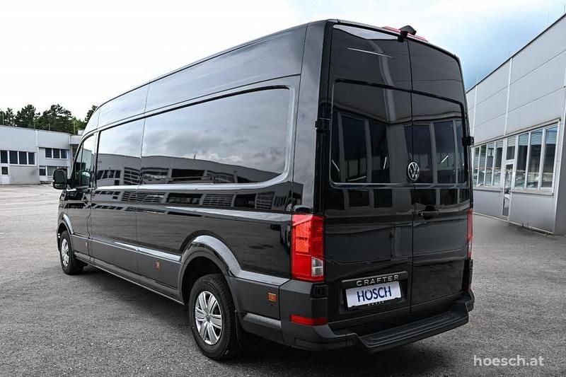 Neu VW Crafter 177 PS (130 kW) 2025 Schwarz Van
