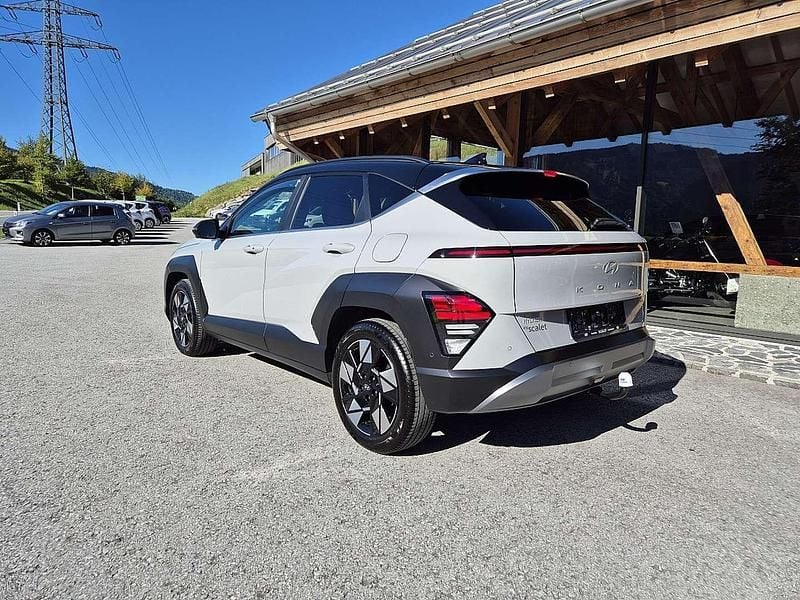 Gebraucht Hyundai Kona Trend 105 PS (77 kW) 2024 Grau SUV