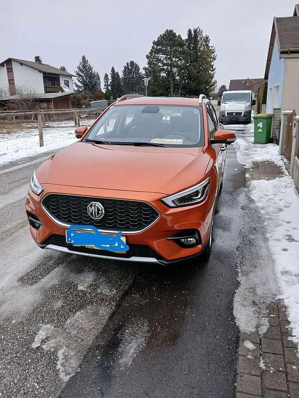 Gebraucht MG ZS 111 PS (81 kW) 2024 Orange SUV