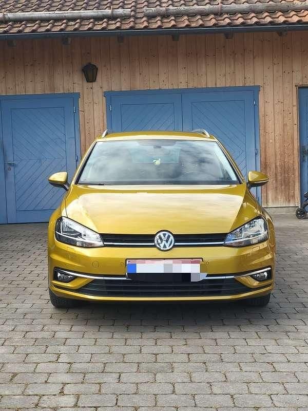 Gebraucht VW Golf VII Comfortline 110 PS (80 kW) 2018 Kombi