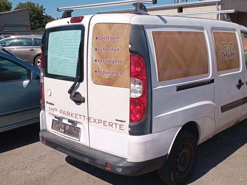 Gebraucht Fiat Doblò Active 69 PS (50 kW) 2008 Weiß Van / Kleinbus