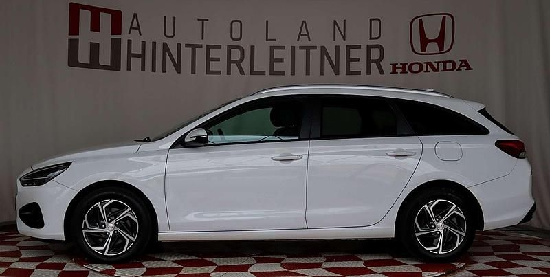Gebraucht Hyundai i30 Trend 116 PS (85 kW) 2021 Weiß Kombi