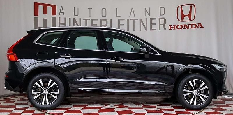 Gebraucht Volvo XC60 150 PS (110 kW) 2021 Schwarz SUV